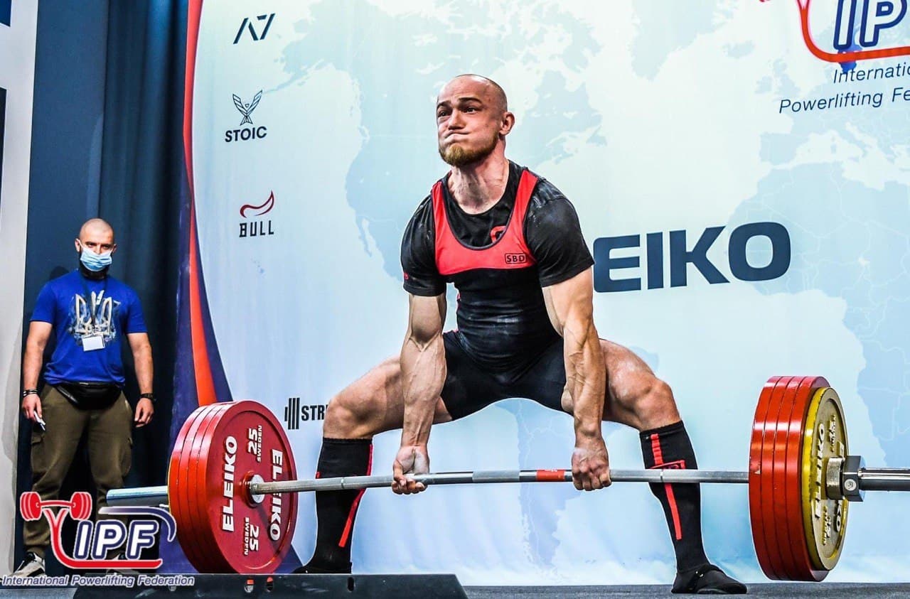 Deadlifting at an IPF World Championship